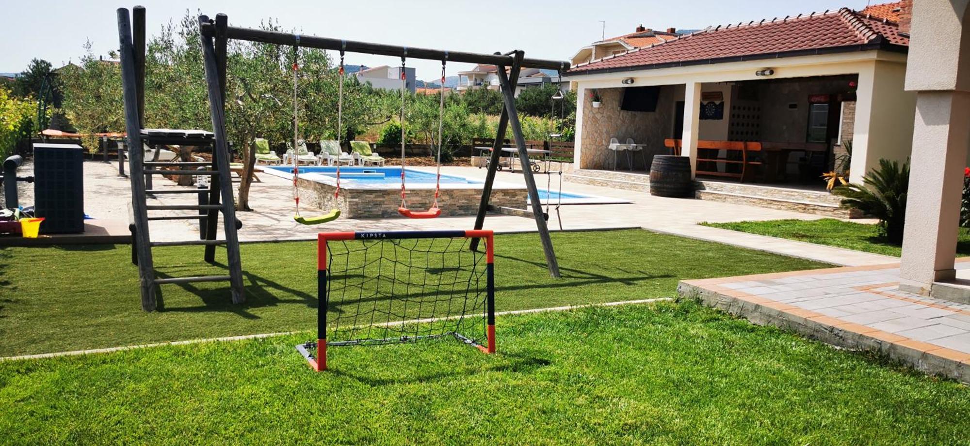 Apartment House Kastela With Heated Pool & Jacuzzi Room photo